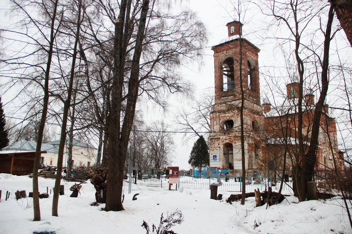 Храмовый комплекс. Церкви Рождества Пресвятой Богородицы и Николая Чудотворца, Пажа (Ярославский район, Ярославская область). фасады