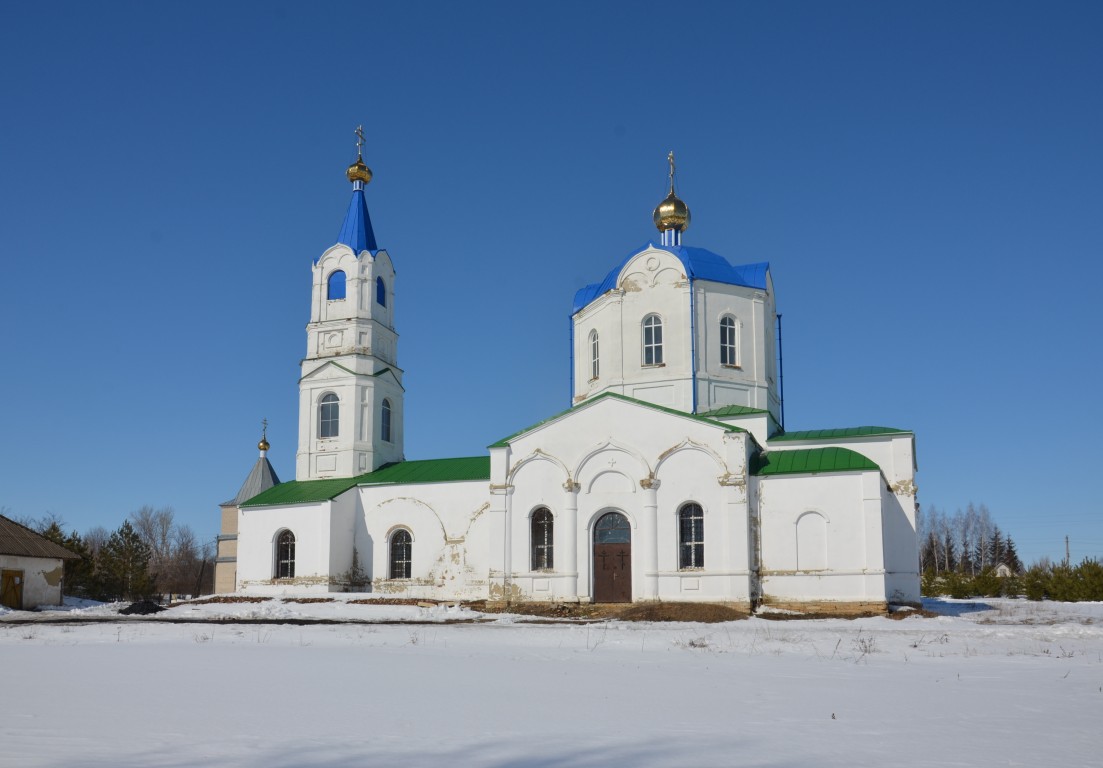 Вышнее Ольшаное. Церковь Введения во храм Пресвятой Богородицы. фасады, Южный фасад