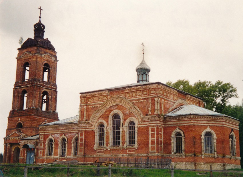 Церковь Покрова Пресвятой Богородицы, Яковлево (Орехово-Зуевский городской округ, Московская область). фасады