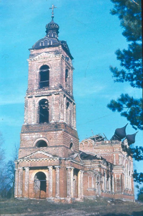 Яковлево. Церковь Покрова Пресвятой Богородицы. документальные фотографии, фото 1988