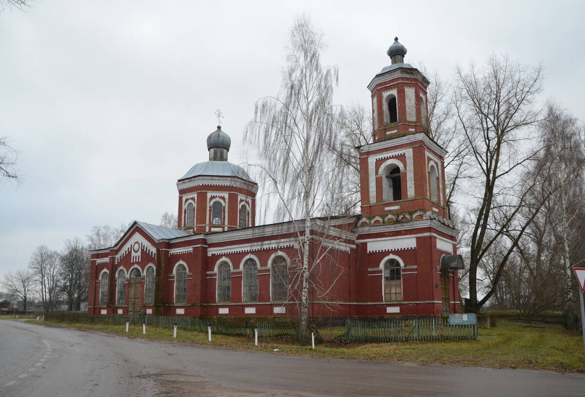 Церковь Петра и Павла, Плюсково (Трубчевский район, Брянская область). фасады