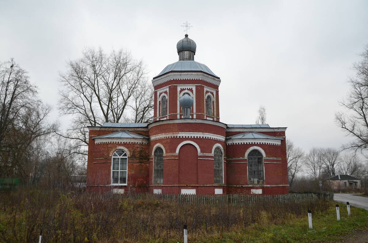 Церковь Петра и Павла, Плюсково (Трубчевский район, Брянская область). фасады