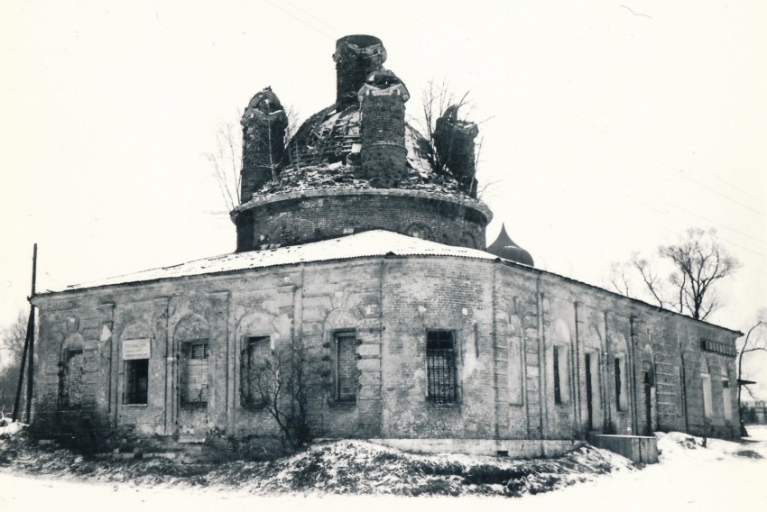Церковь Троицы Живоначальной (старая), Саввино (Егорьевский городской округ, Московская область). фасады