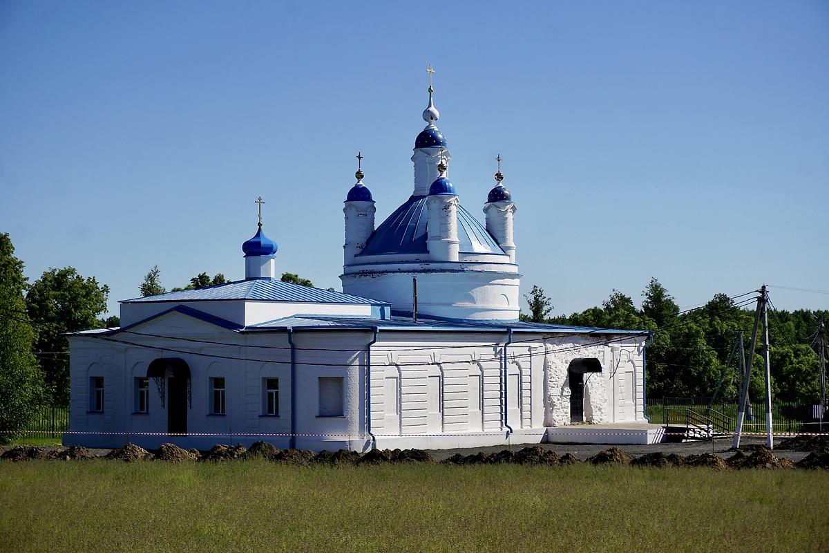 фасады. Церковь Троицы Живоначальной (старая), Саввино (Егорьевский городской округ, Московская область)