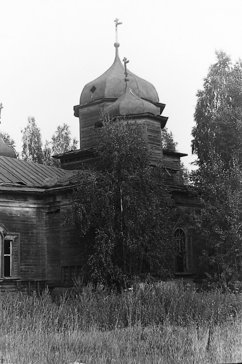 Церковь Покрова Пресвятой Богородицы, Васютино (Орехово-Зуевский городской округ, Московская область). документальные фотографии, Храм Покрова Пресвятой Богородицы в 1978 г.