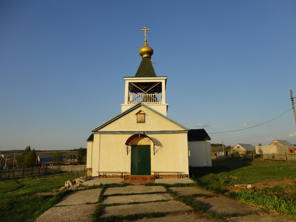 Церковь Космы и Дамиана, Малая Бугульма (Бугульминский район, Республика Татарстан). фасады