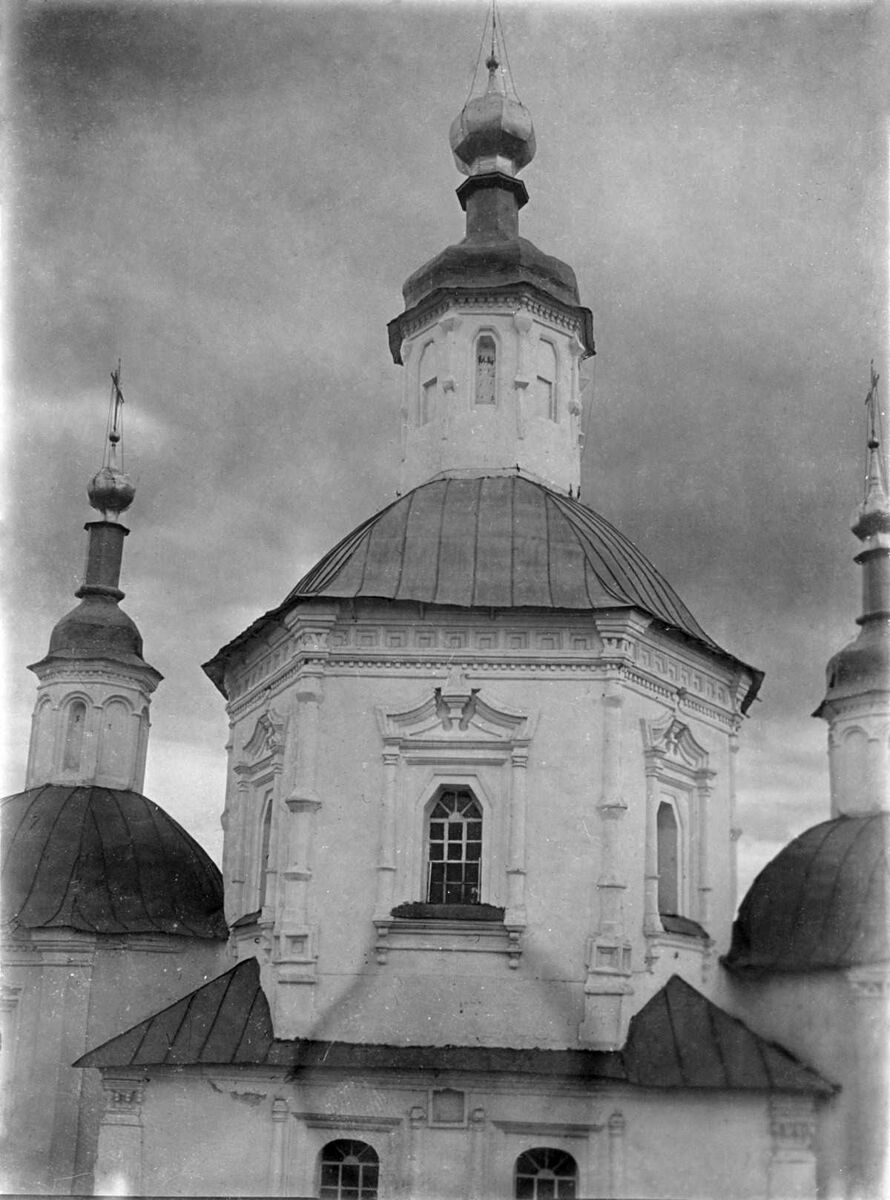 Кафедральный собор Воскресения Христова, Сумы (Сумской район, Украина, Сумская область). архивная фотография, Средний верх. Фото С.А. Таранушенко, 1914 г. Адрес хранения: Институт рукописи Национальной библиотеки Украины им. И. Вернадского