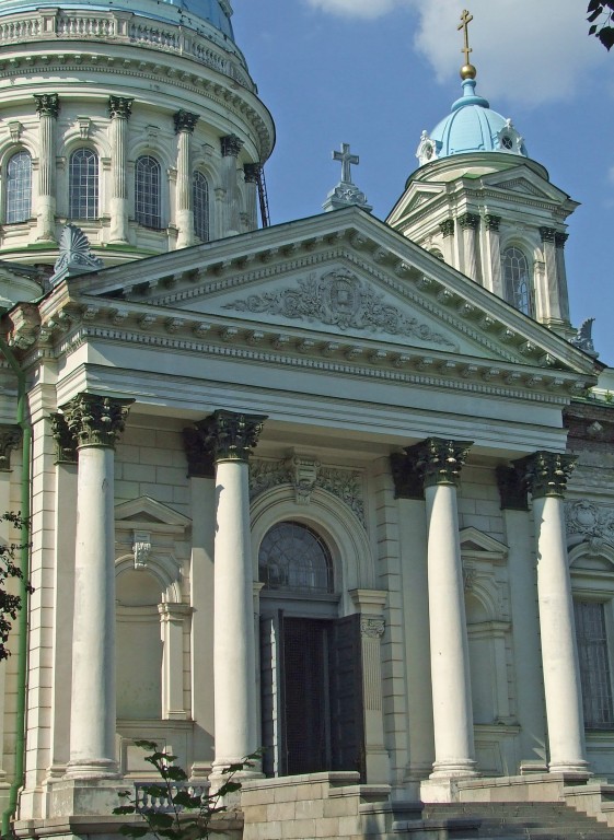 Собор Троицы Живоначальной, Сумы (Сумской район, Украина, Сумская область). архитектурные детали