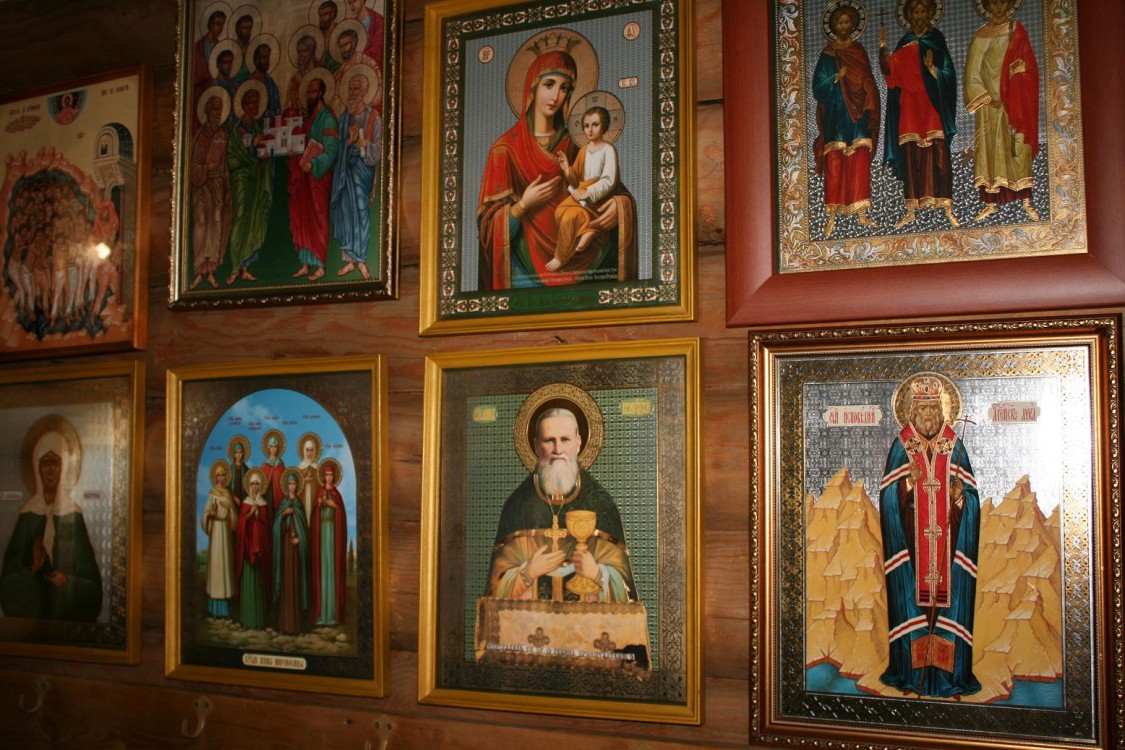 Церковь Смоленской иконы Божией Матери, Сыктывкар (Сыктывкар, город, Республика Коми). интерьер и убранство