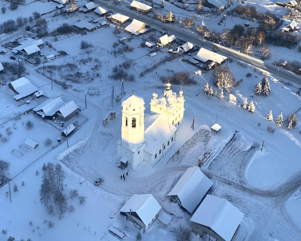 Вид с ЮЗ, фасады. Церковь Воскресения Христова, Ключи (Суксунский район, Пермский край)