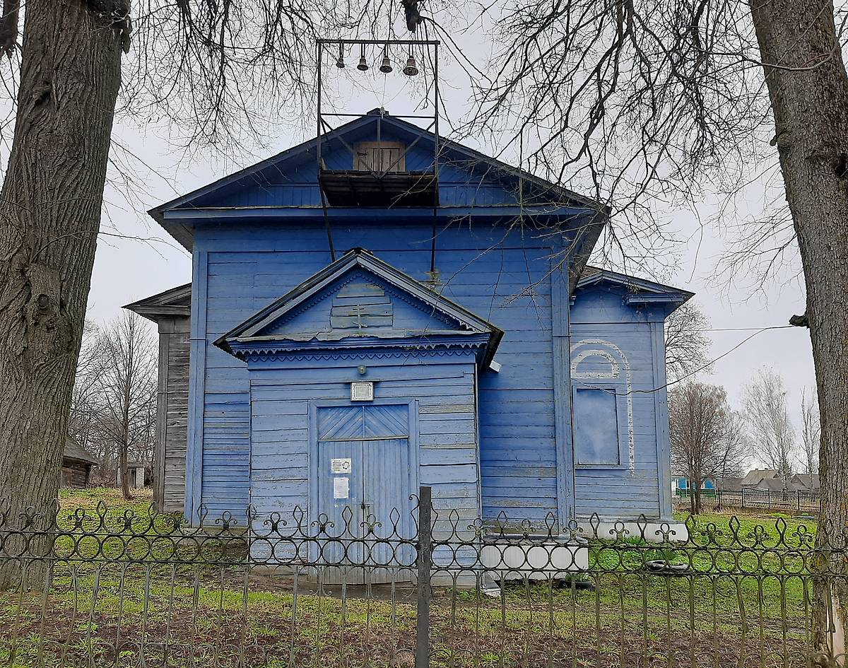 Западный фасад, фасады. Церковь Успения Пресвятой Богородицы, Радутино (Трубчевский район, Брянская область)