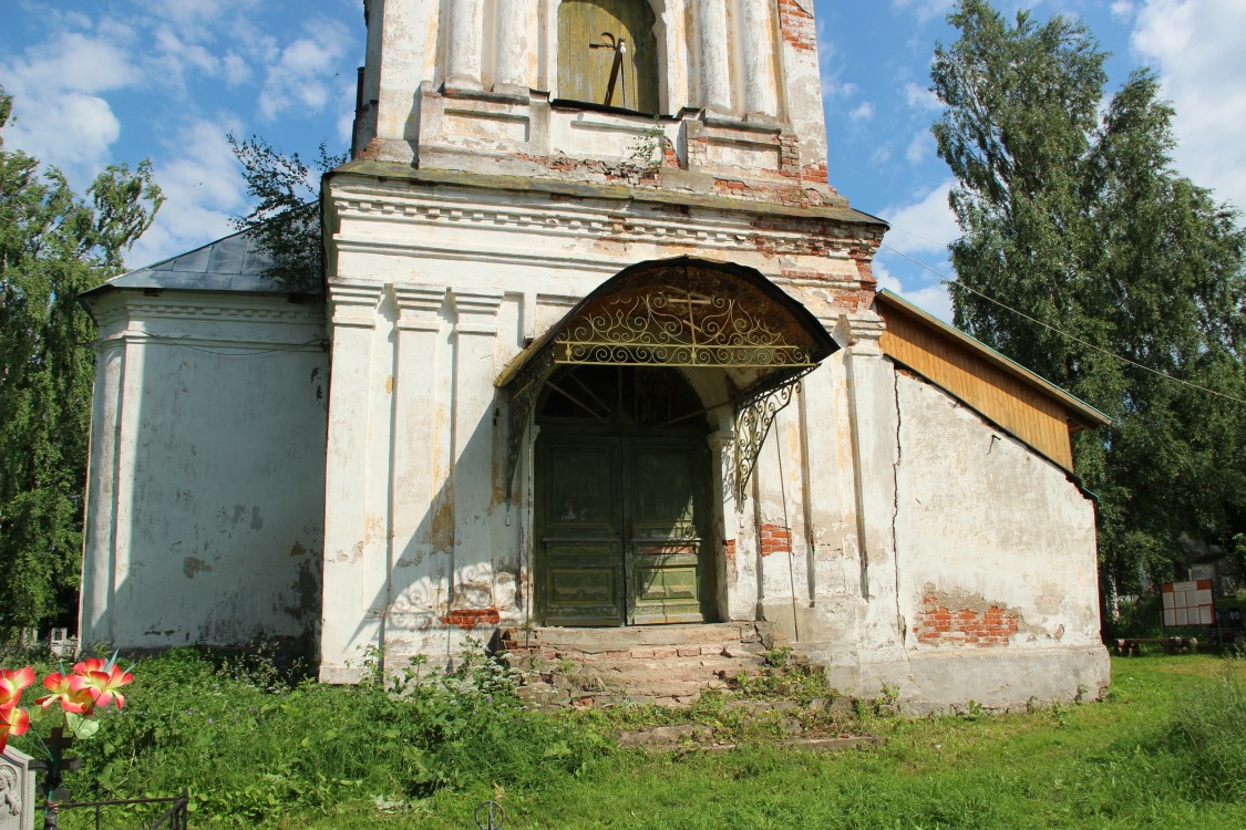 Церковь Василия Великого, Горки (Угличский район, Ярославская область). архитектурные детали