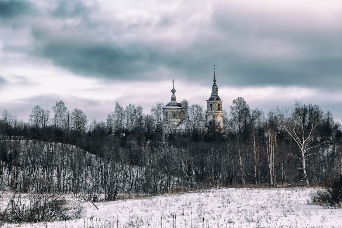 Церковь Василия Великого, Горки (Угличский район, Ярославская область). общий вид в ландшафте