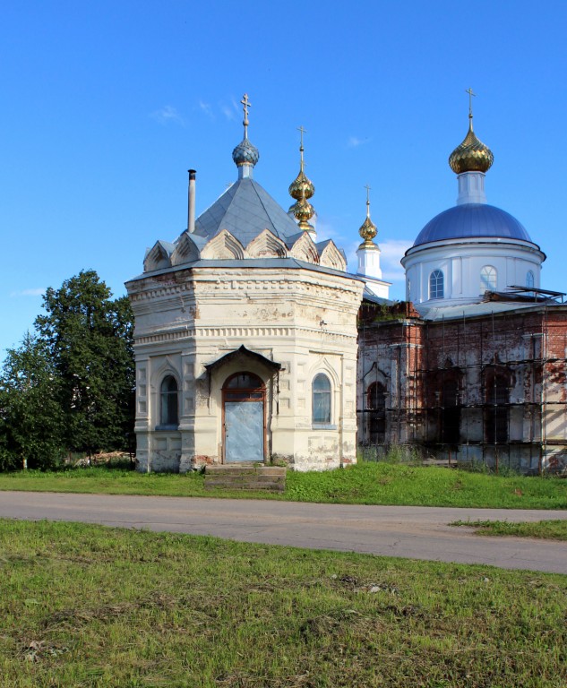 Часовня Александра Невского, Заозерье (Угличский район, Ярославская область). фасады