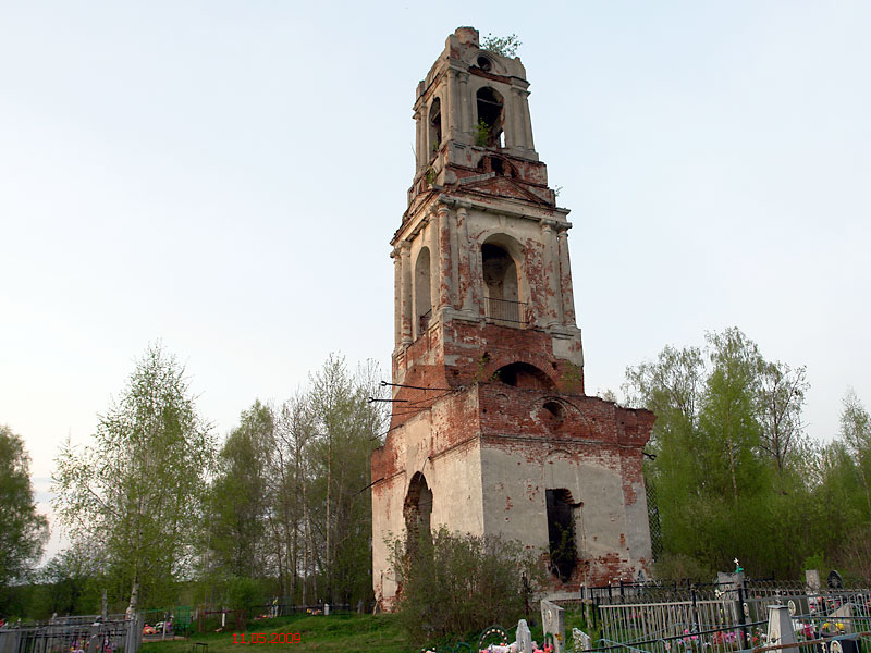 Церковь Успения Пресвятой Богородицы на кладбище, Заозерье (Угличский район, Ярославская область). фасады