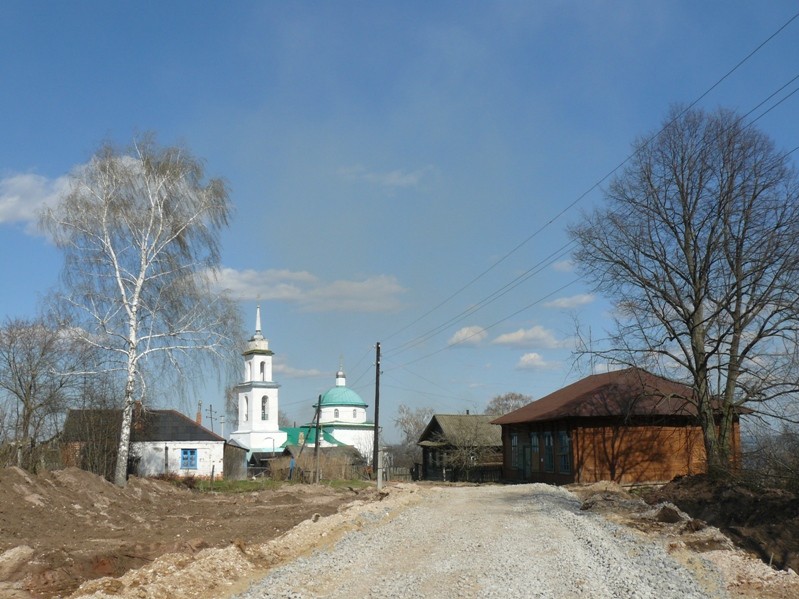 Кушниково. Церковь Спаса Преображения. общий вид в ландшафте