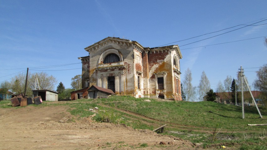 Церковь Воскресения Словущего, Большие Бакалды (Бутурлинский район, Нижегородская область). общий вид в ландшафте
