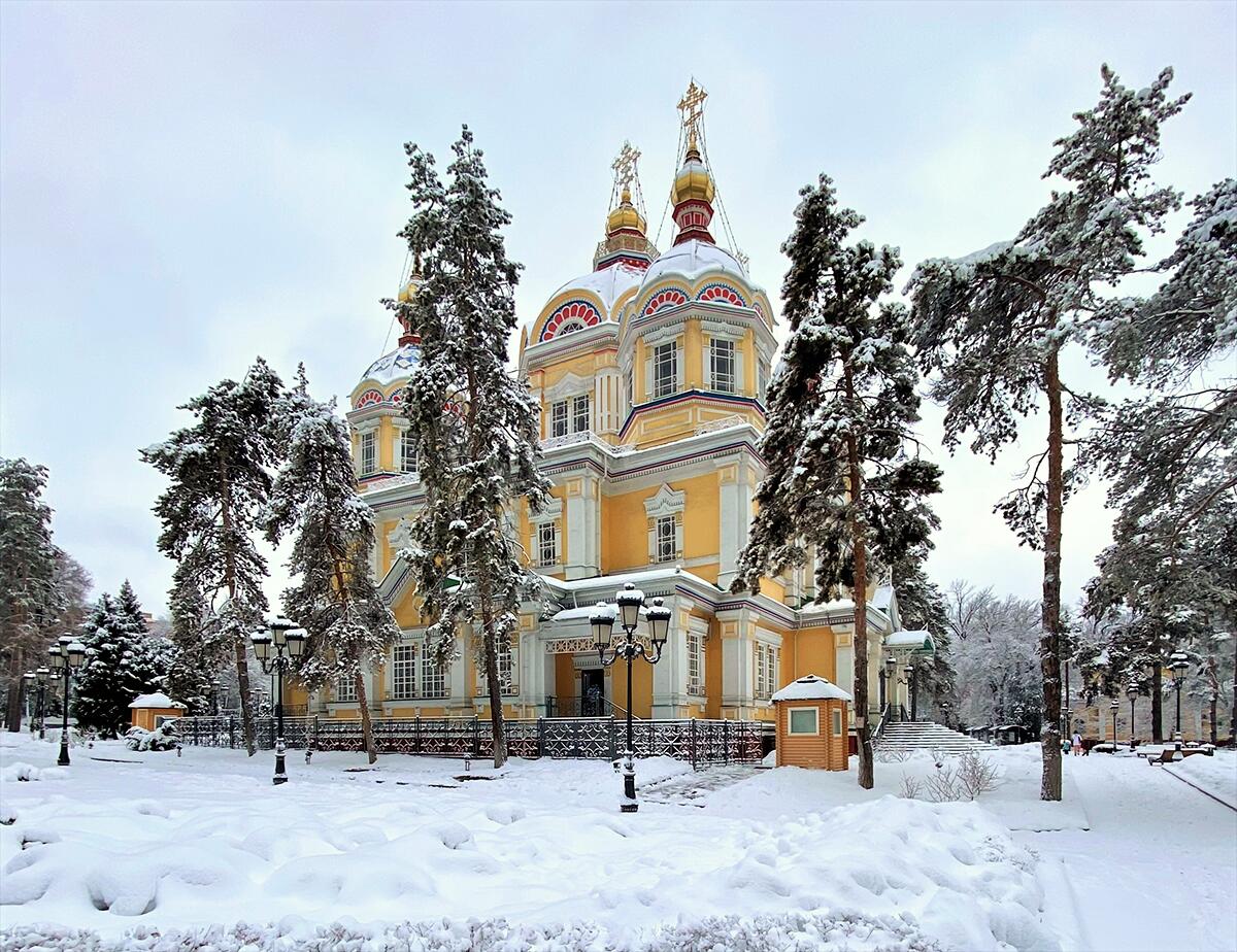 Кафедральный собор Вознесения Господня (новый), Алматы (Алматы, город, Казахстан). фасады, Вид с северо-востока