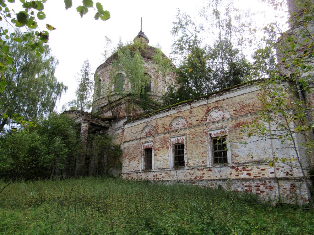 Церковь Успения Пресвятой Богородицы, Кривцово (Заволжский район, Ивановская область). архитектурные детали