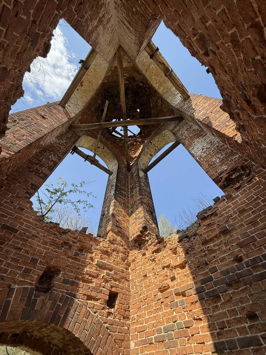 Церковь Троицы Живоначальной, Афанасьево (Алексинский район и пос. Новогуровский, Тульская область). интерьер и убранство, Подкупольное пространство колокольни