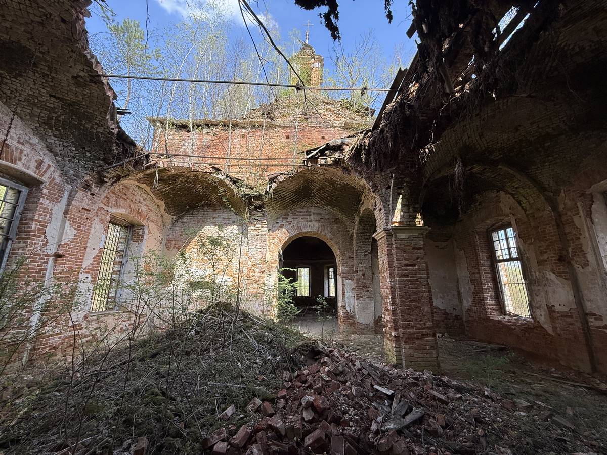 Церковь Троицы Живоначальной, Афанасьево (Алексинский район и пос. Новогуровский, Тульская область). интерьер и убранство, Восточная стена трапезной