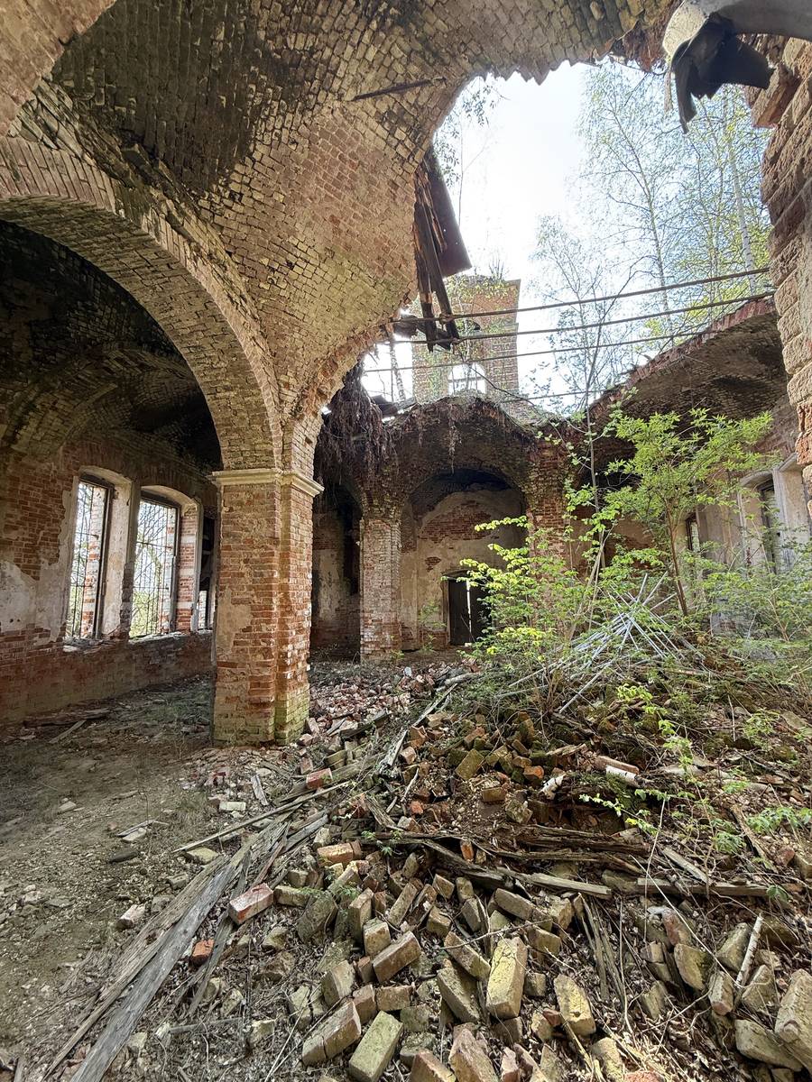 Церковь Троицы Живоначальной, Афанасьево (Алексинский район и пос. Новогуровский, Тульская область). интерьер и убранство, Трапезная, вид с востока