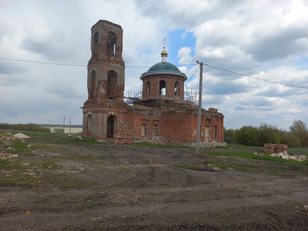 Тютчево. Церковь Никиты мученика. фасады, Церковь восстанавливается