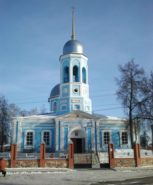 Курск. Церковь Введения во храм Пресвятой Богородицы. фасады