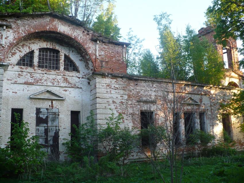 Церковь Троицы Живоначальной, Афанасьево (Алексин, город, Тульская область). архитектурные детали