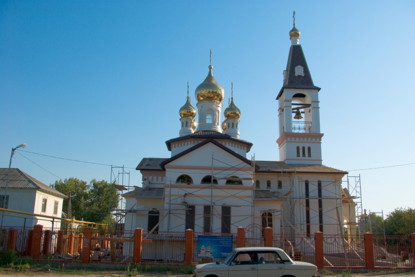 Церковь Пантелеимона Целителя, Голубицкая (Темрюкский район, Краснодарский край). общий вид в ландшафте