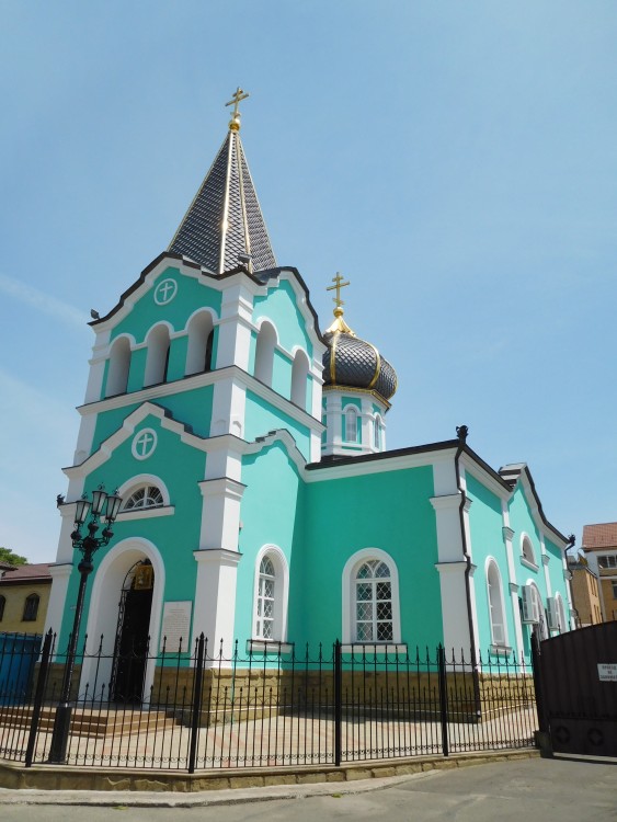 Анапа. Церковь Онуфрия Великого. фасады