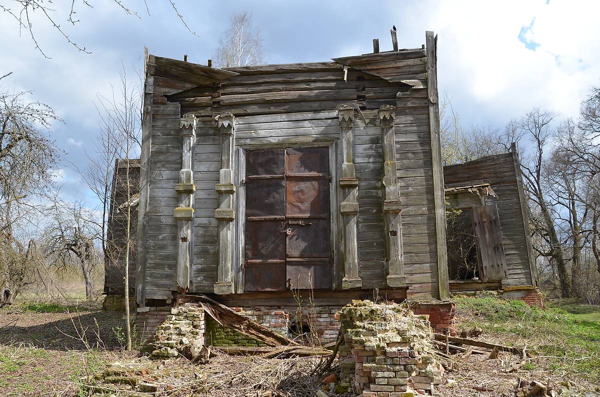 Западный фасад, фасады. Церковь Троицы Живоначальной, Селище (Почепский район, Брянская область)