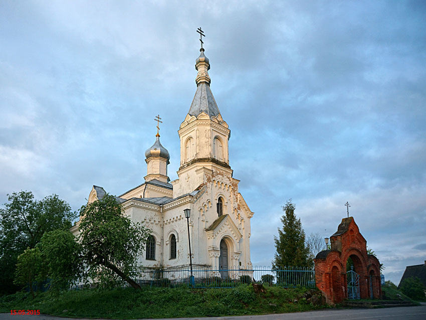 Иказнь. Церковь Николая Чудотворца. фасады