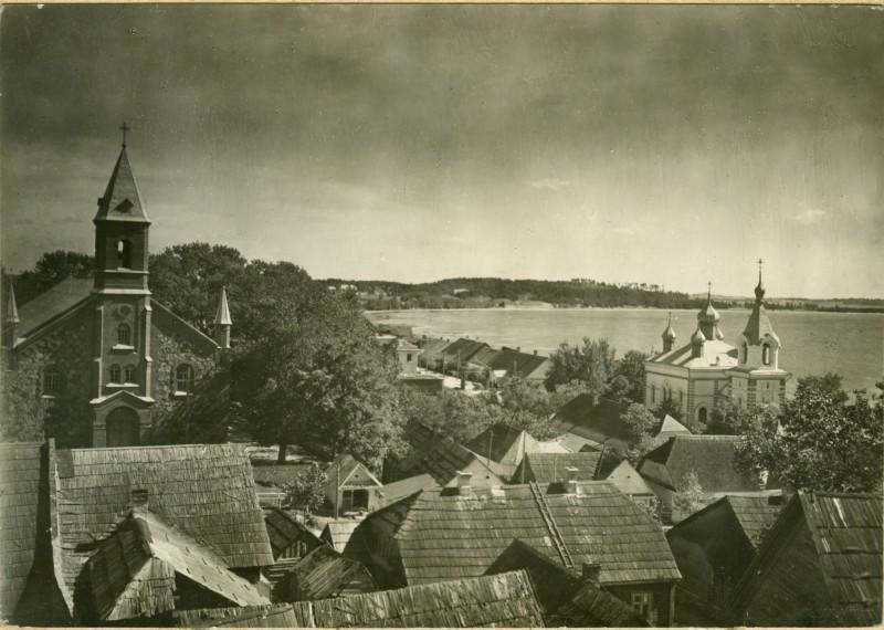 Церковь Успения Пресвятой Богородицы, Браслав (Браславский район, Беларусь, Витебская область). архивная фотография, www.fototeka.ihs.uj.edu.pl/navigart/node/22118  фото 1934 года на польском сайте