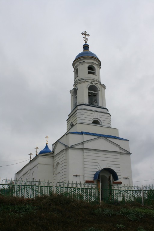 Каменка. Церковь Димитрия Солунского. фасады