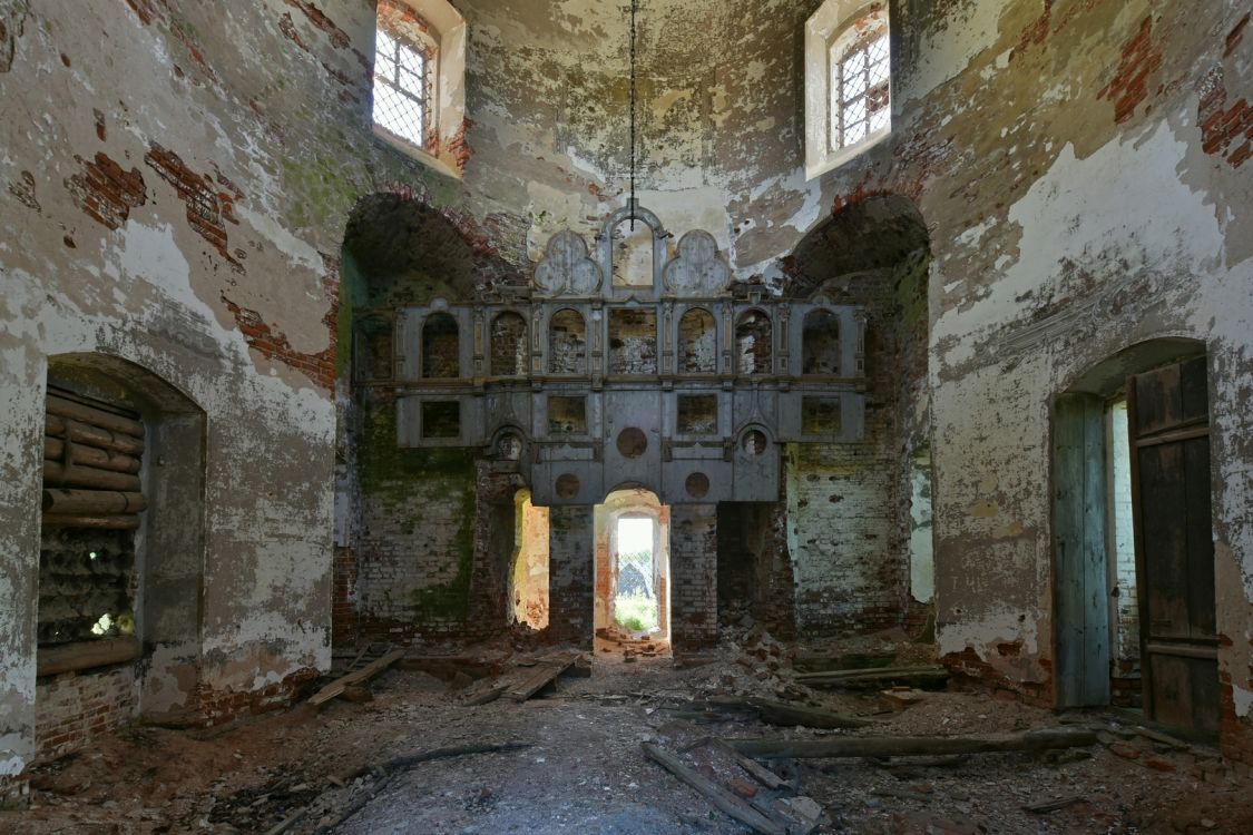 Церковь Николая Чудотворца, Янгосарь (Вологодский район, Вологодская область). интерьер и убранство, Восточная сторона основного объема