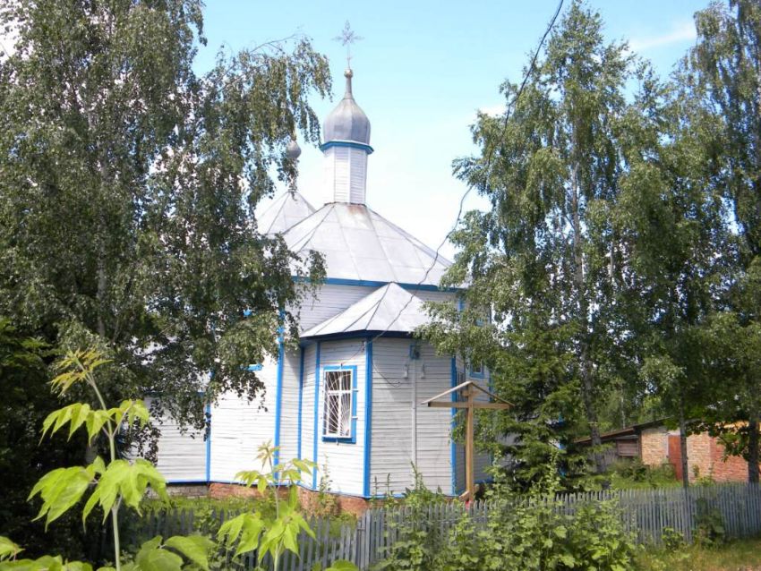 Горяны. Церковь Михаила Архангела. общий вид в ландшафте