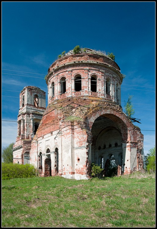 Горицы. Церковь Спаса Преображения. фасады, Преображенская церковь. д.Горицы (Дуброва). Тверская область