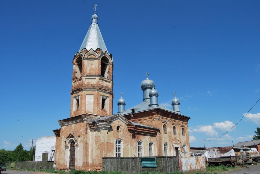 Церковь Петра и Павла, Шадринка (Байкаловский район (Байкаловский МР), Свердловская область). общий вид в ландшафте
