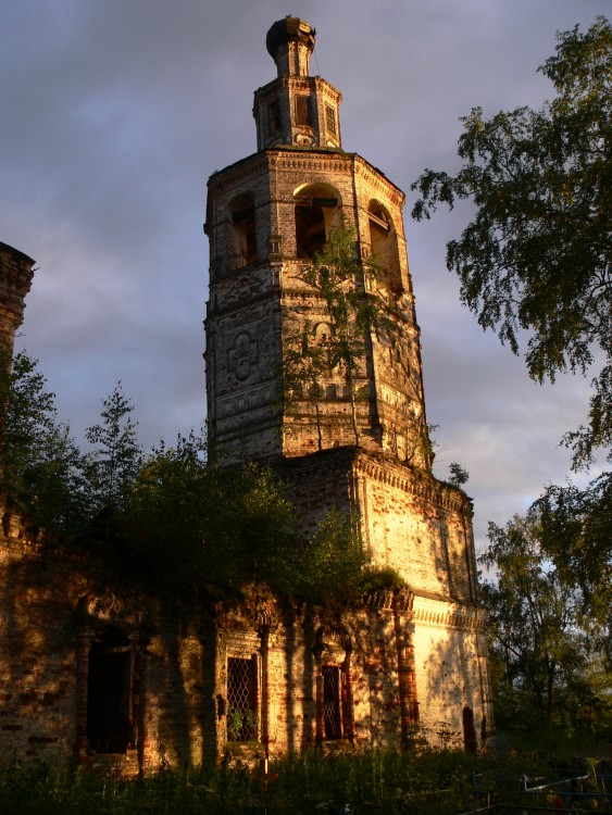 Широгорье. Церковь Димитрия Солунского. фасады