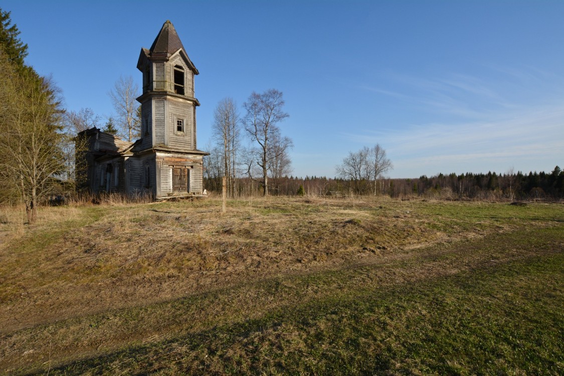Церковь Николая Чудотворца, Погост Оночесть (Вологодский район, Вологодская область). общий вид в ландшафте, Общий вид с северо-запада