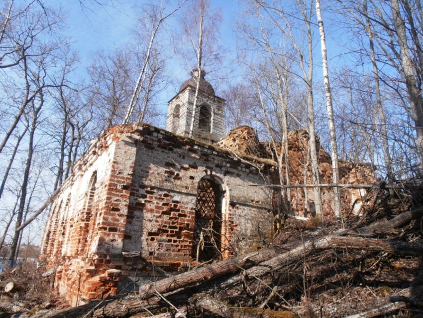 Сухолжино. Церковь Троицы Живоначальной. фасады