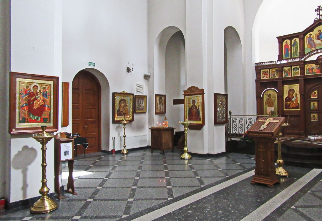 Церковь Троицы Живоначальной в Севастопольском парке, Минск (Минск, город, Беларусь, Минская область). интерьер и убранство, верхний придел