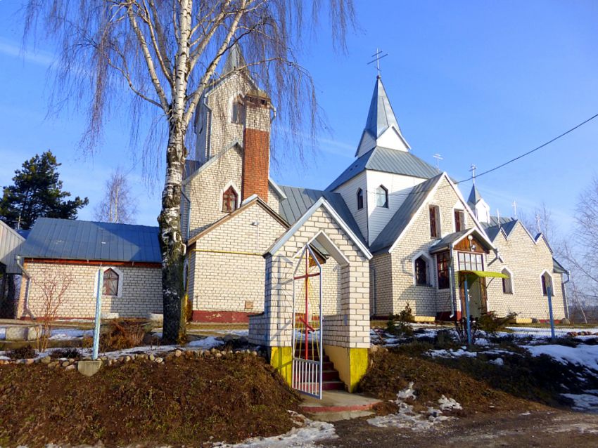 Церковь Петра и Павла, Ратомка (Минский район, Беларусь, Минская область). фасады