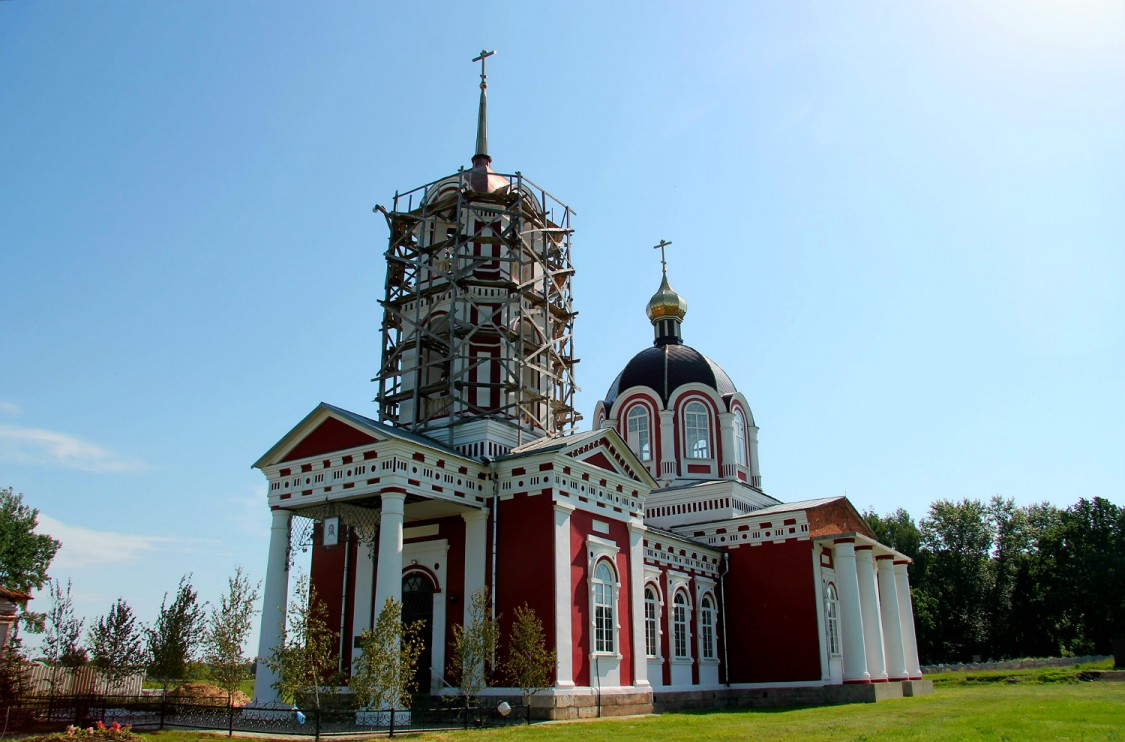Церковь Димитрия Солунского, Болото (Горшеченский район, Курская область). фасады