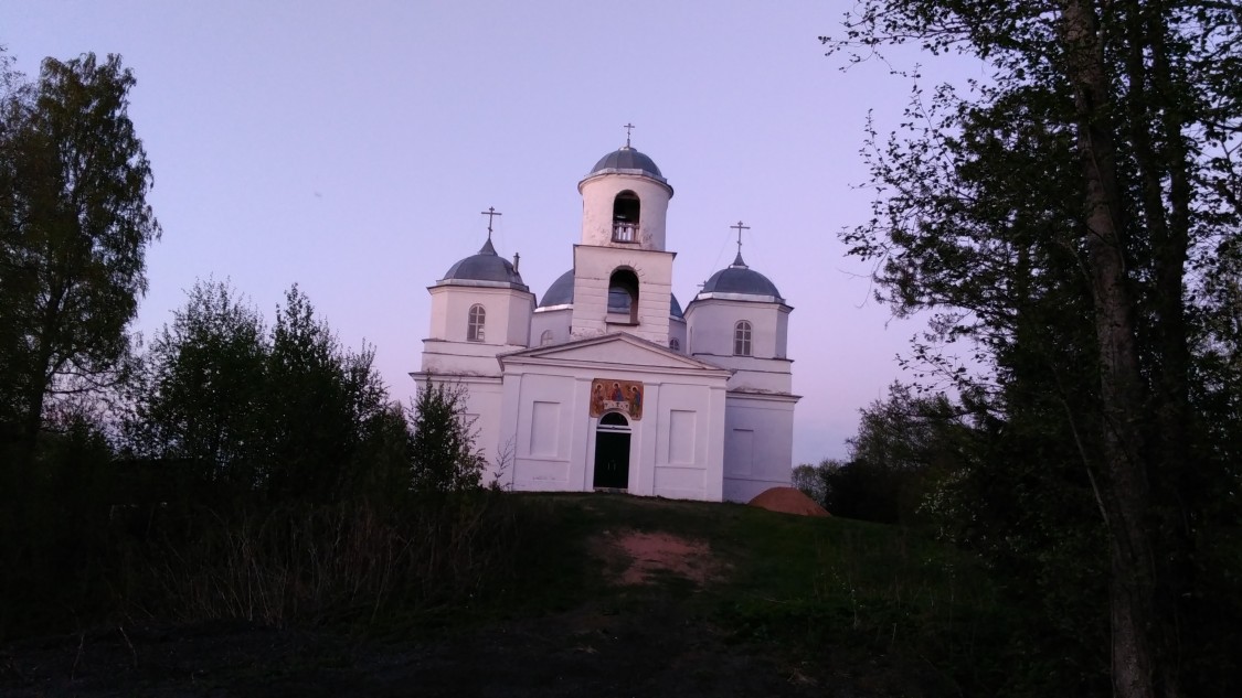 Большое Городно. Церковь Троицы Живоначальной. фасады