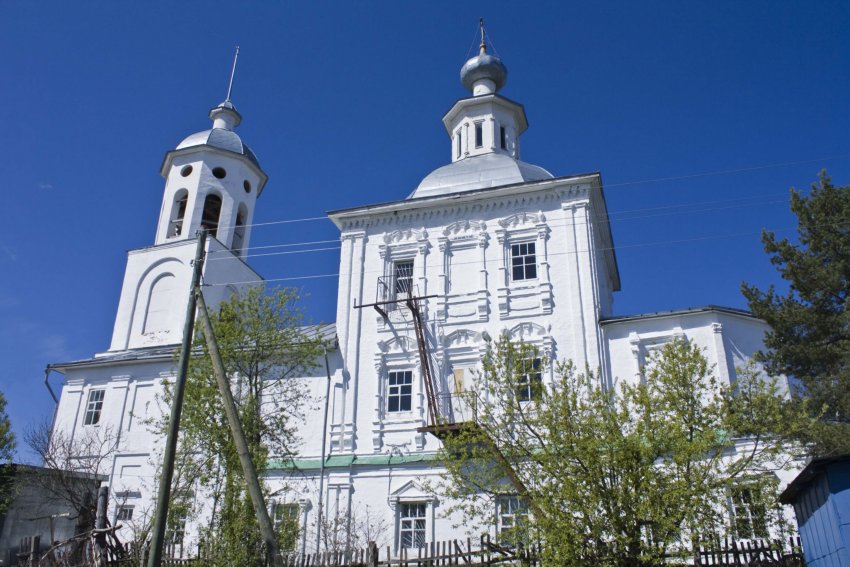 Кубенское. Церковь Троицы Живоначальной. фасады