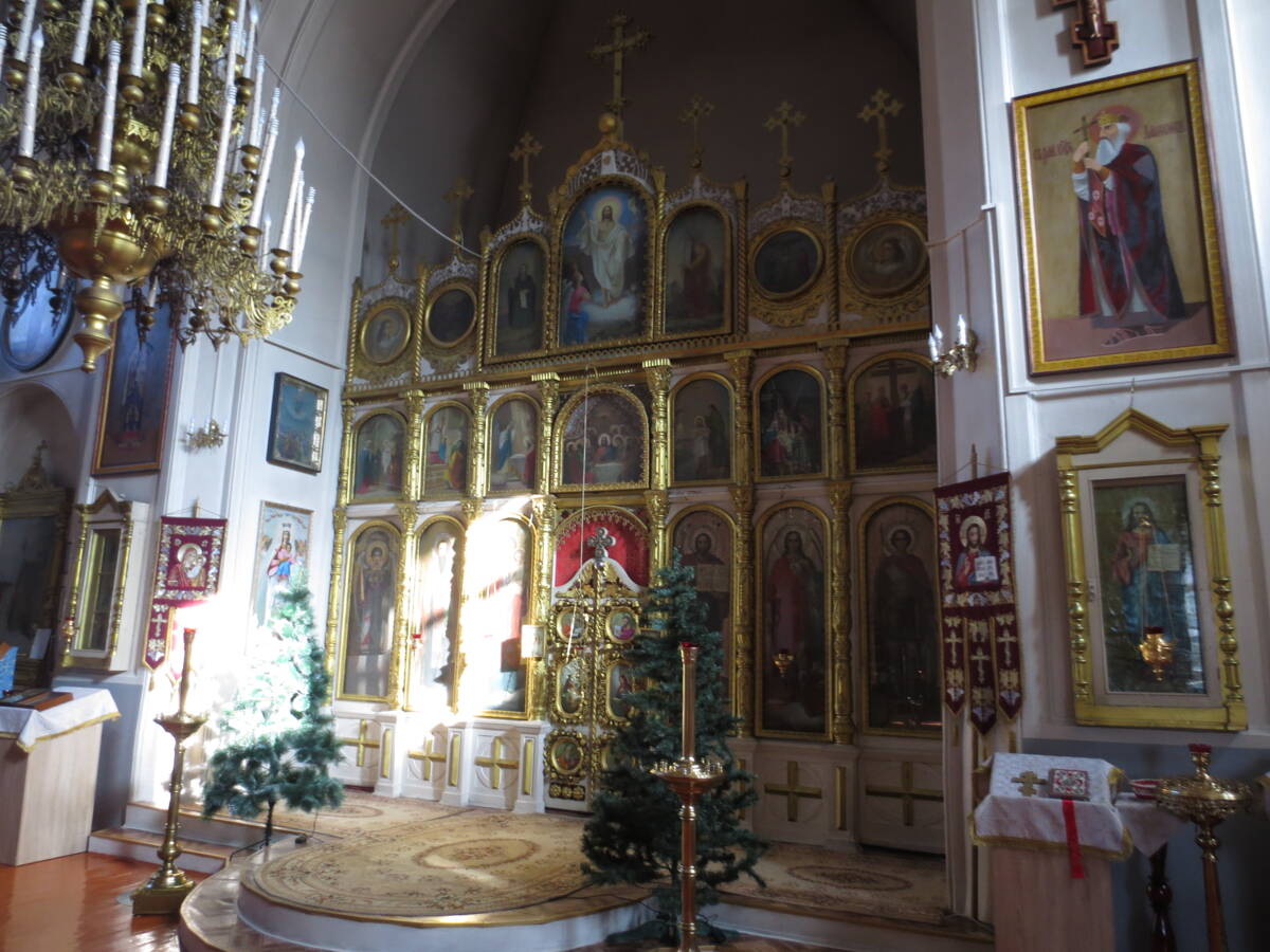 Церковь Михаила Архангела, Усть-Джегута (Усть-Джегутинский район, Республика Карачаево-Черкесия). интерьер и убранство