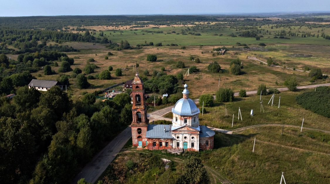 Церковь Николая Чудотворца, Никульское (Переславский район и г. Переславль-Залесский, Ярославская область). общий вид в ландшафте