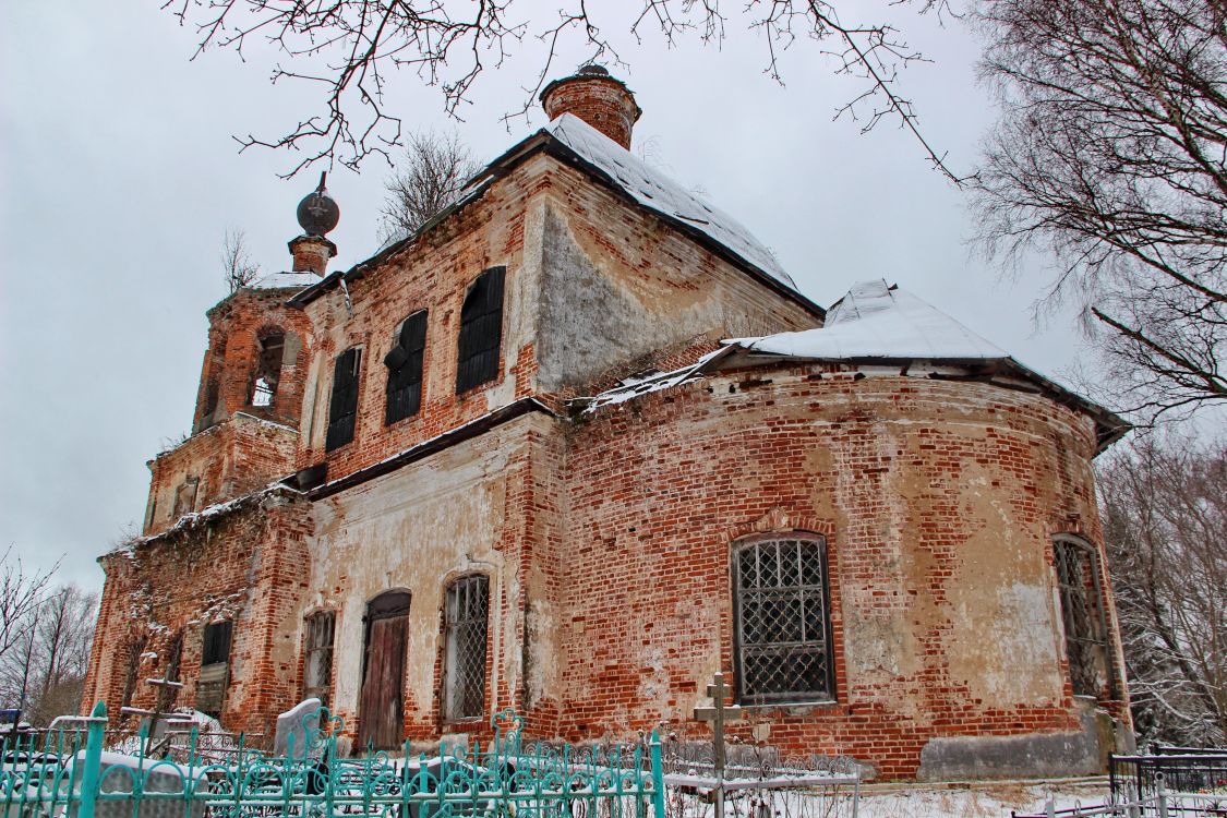 Первитино. Церковь Рождества Пресвятой Богородицы. фасады